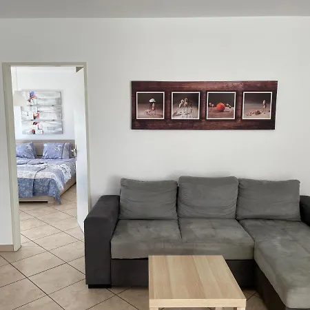 2,5 Con Piscina Nel Cuore Di