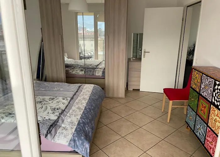 2,5 Con Piscina Nel Cuore Di 463 לוקרנו