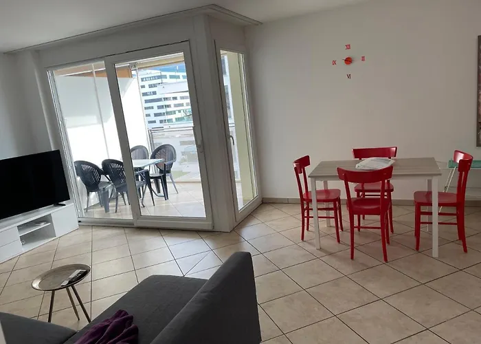 2,5 Con Piscina Nel Cuore Di 463 דירה