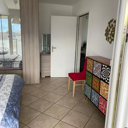 2,5 Con Piscina Nel Cuore Di 463 Appartement *